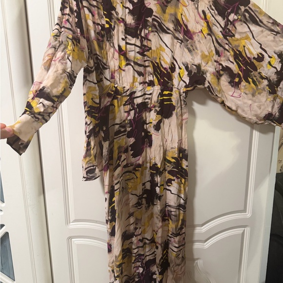 Abstract Print Long Sleeve Midi Dress - Beige & Purple - Picture 6 of 8